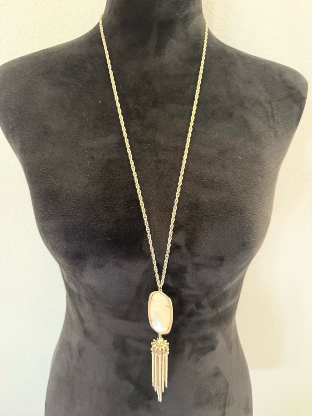 Kendra Scott Rayne Gold Pendant Tassel Necklace W/ Mother of Pearl
